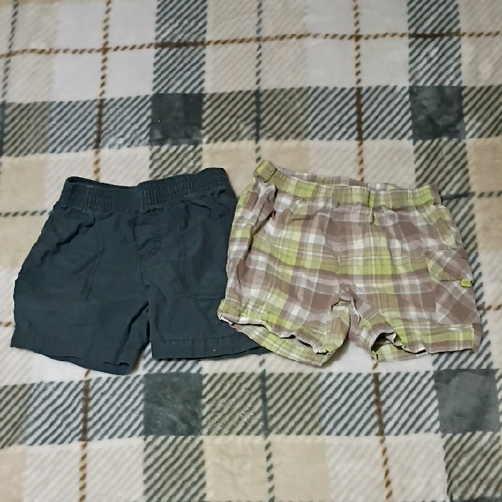 Two-Pair Toddler Shorts Bundle - Plaid Green & Solid Charcoal
